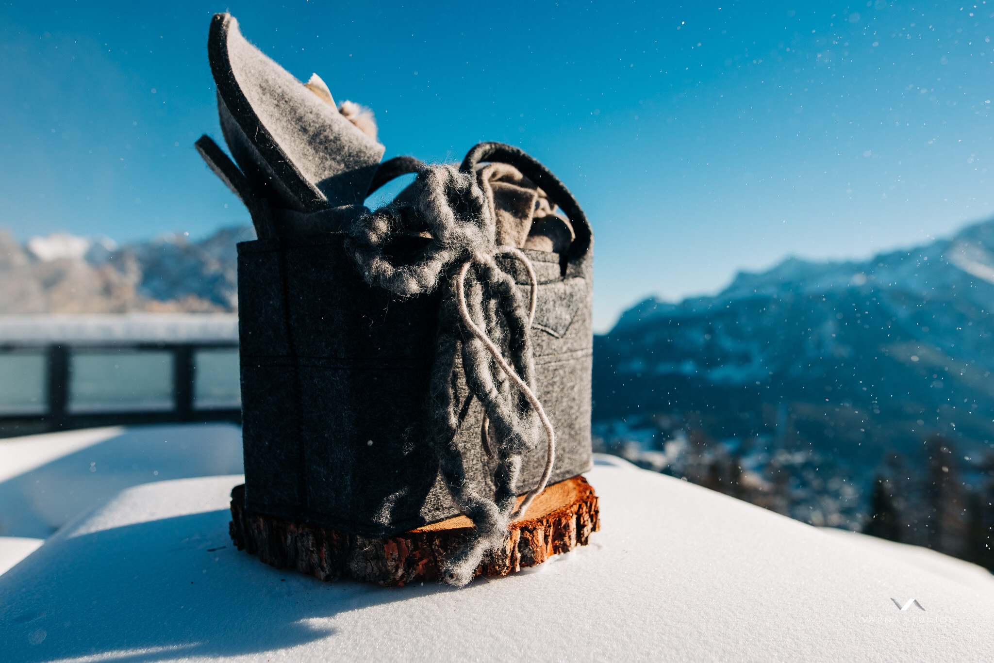 Arriva la neve si parte per la montagna: cosa mettere in valigia